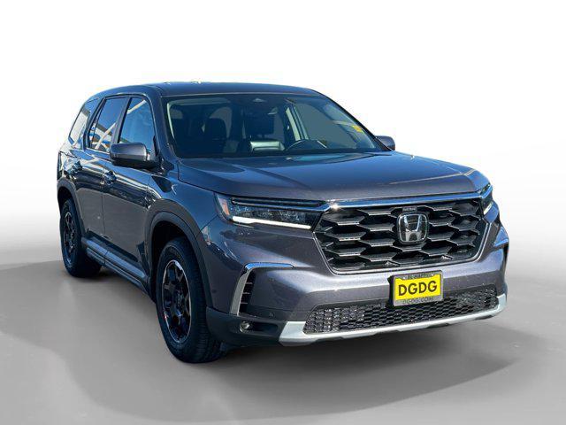 used 2025 Honda Pilot car, priced at $42,988