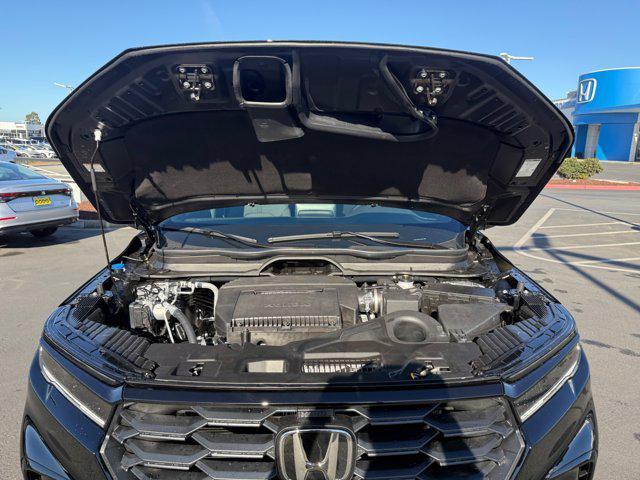 new 2025 Honda Pilot car, priced at $43,795
