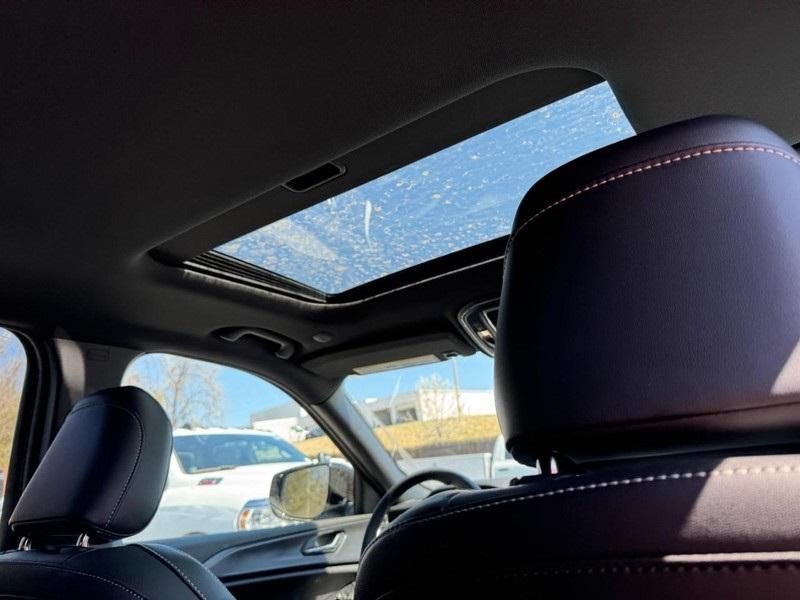 new 2025 Jeep Grand Cherokee car, priced at $43,768
