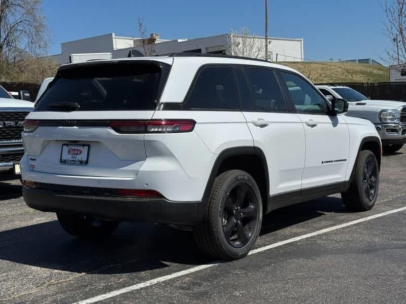 new 2025 Jeep Grand Cherokee car, priced at $42,126