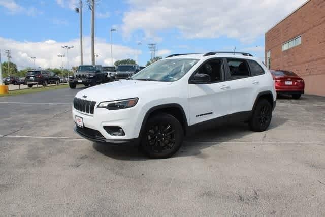 used 2023 Jeep Cherokee car, priced at $25,764