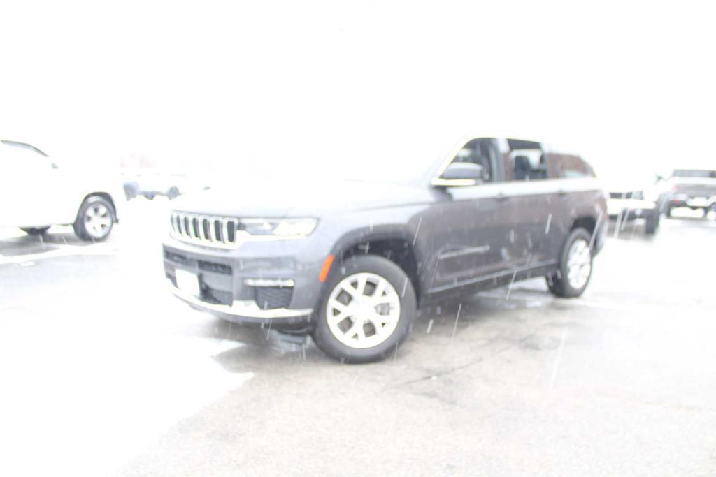 used 2022 Jeep Grand Cherokee L car, priced at $35,687