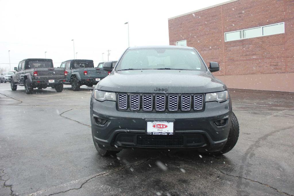 used 2017 Jeep Grand Cherokee car, priced at $18,238