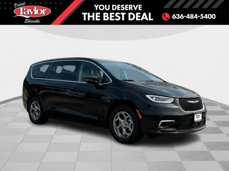 new 2024 Chrysler Pacifica car, priced at $44,160