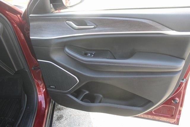 used 2021 Jeep Grand Cherokee L car, priced at $27,988