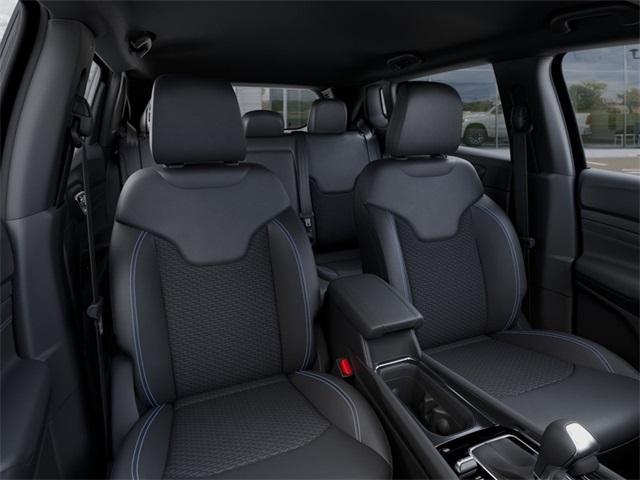 new 2025 Jeep Compass car, priced at $24,998