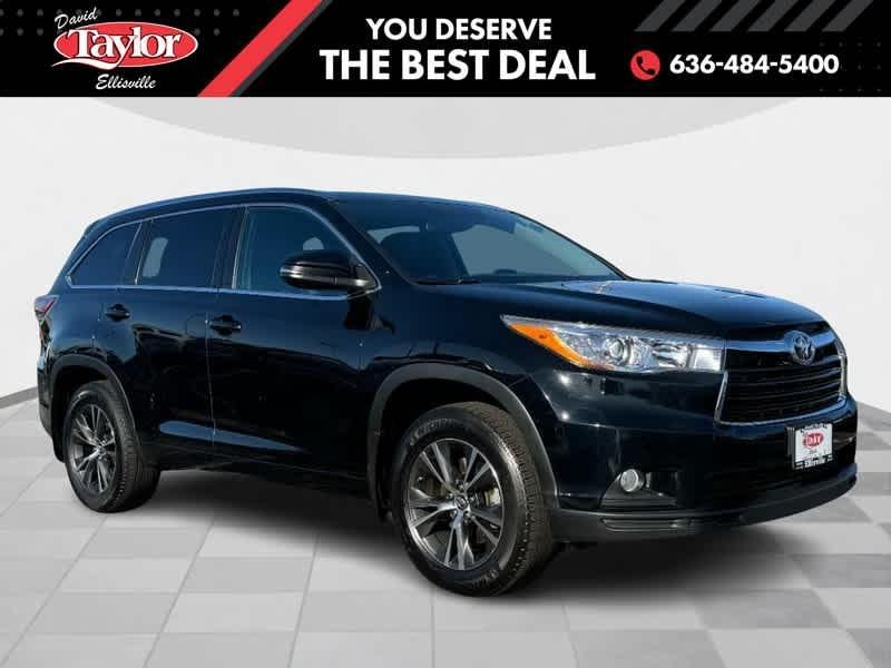 used 2016 Toyota Highlander car, priced at $22,496