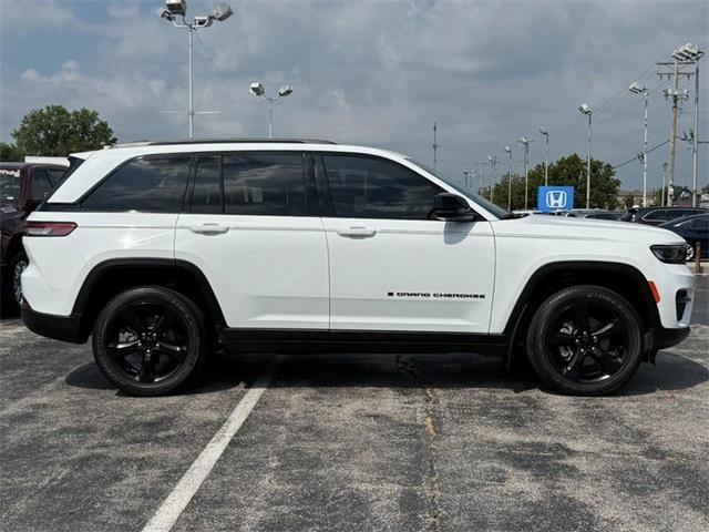 used 2022 Jeep Grand Cherokee car, priced at $30,998