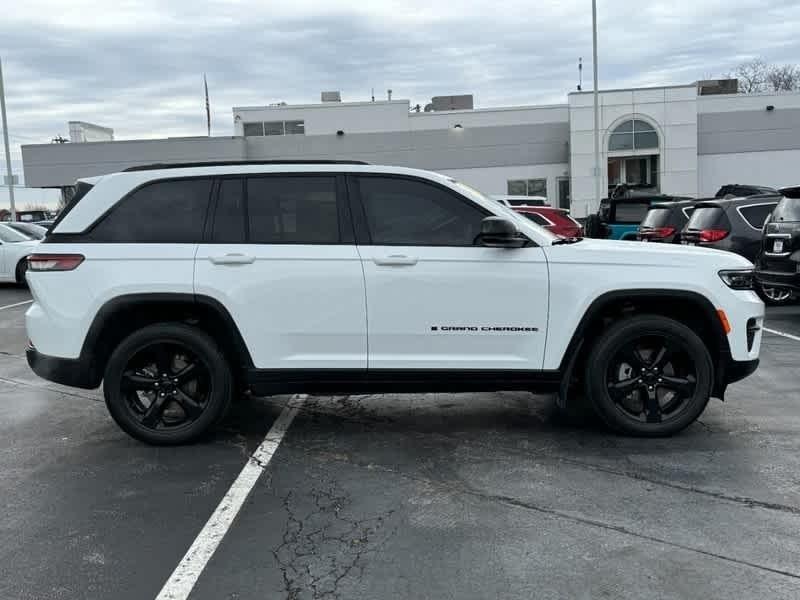 used 2022 Jeep Grand Cherokee car, priced at $31,947