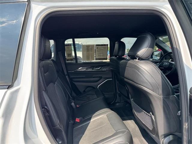 used 2022 Jeep Grand Cherokee car, priced at $30,998