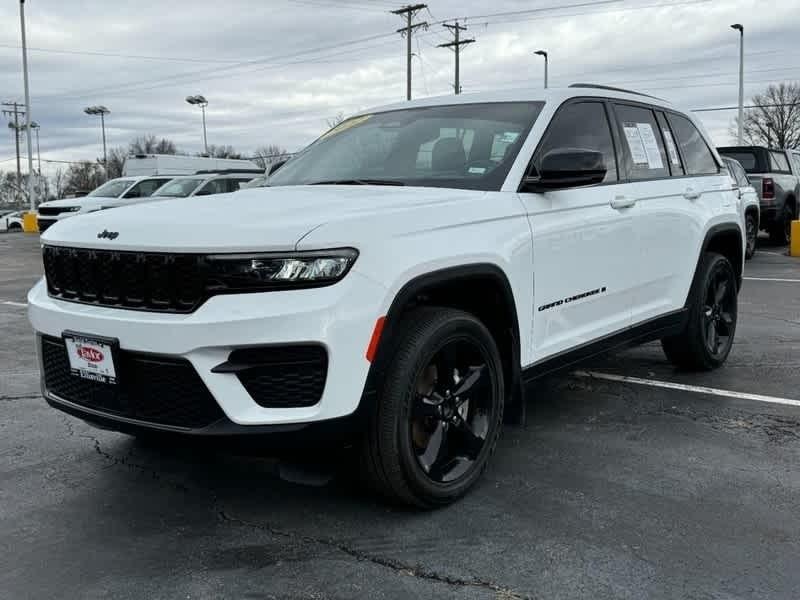 used 2022 Jeep Grand Cherokee car, priced at $31,947