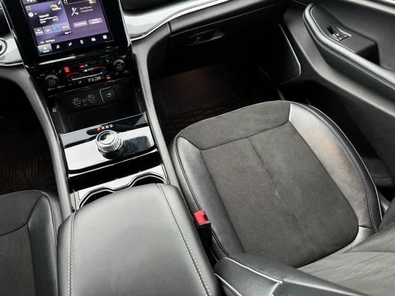 used 2022 Jeep Grand Cherokee car, priced at $31,947