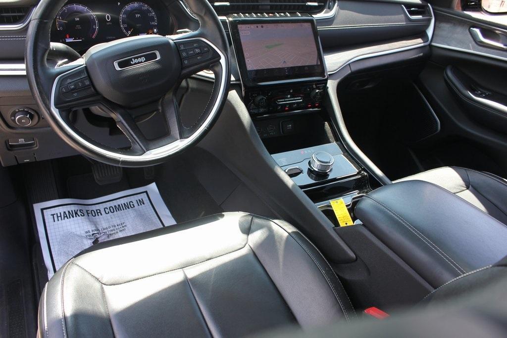 used 2022 Jeep Grand Cherokee car, priced at $34,998