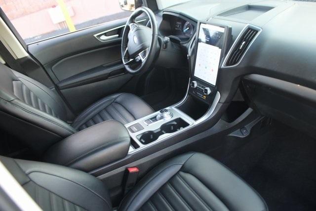 used 2024 Ford Edge car, priced at $26,998