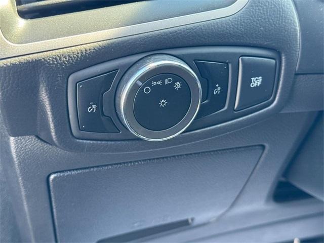 used 2024 Ford Edge car, priced at $25,500