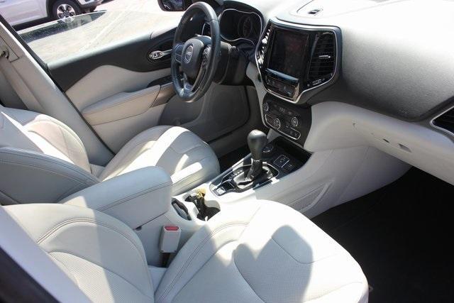 used 2019 Jeep Cherokee car, priced at $18,998