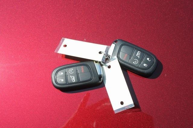 used 2019 Jeep Cherokee car, priced at $18,998
