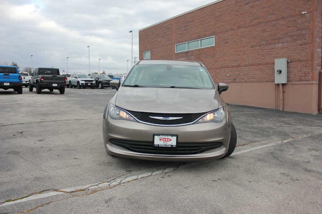 used 2017 Chrysler Pacifica car, priced at $13,998