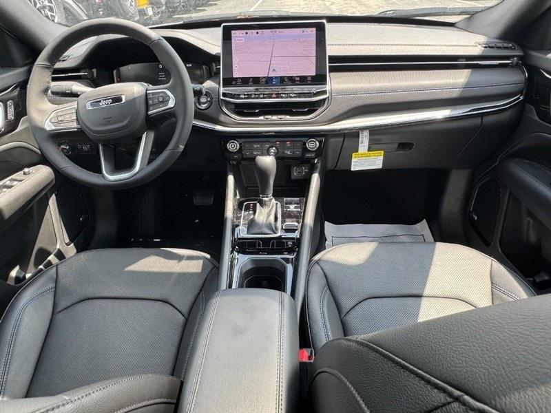 new 2025 Jeep Compass car, priced at $39,898