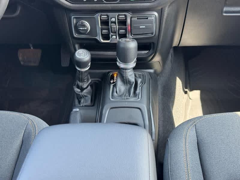 new 2025 Jeep Wrangler car, priced at $52,040