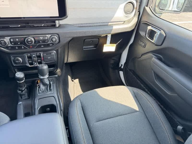 new 2025 Jeep Wrangler car, priced at $52,040