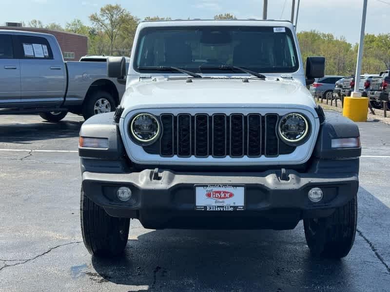 new 2025 Jeep Wrangler car, priced at $52,040
