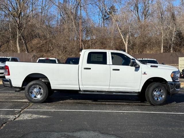 new 2024 Ram 2500 car, priced at $61,395