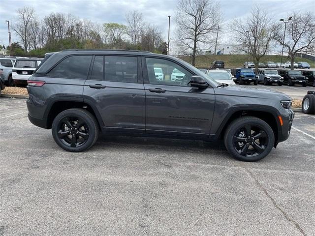 new 2024 Jeep Grand Cherokee car, priced at $45,235