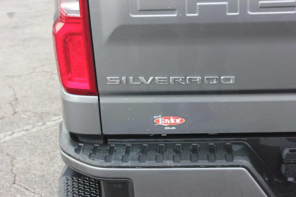 used 2019 Chevrolet Silverado 1500 car, priced at $31,707