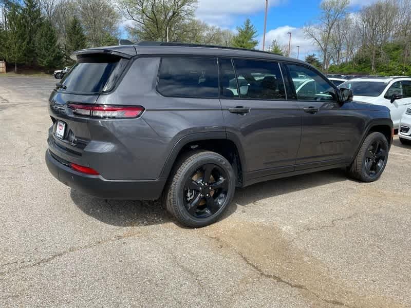 new 2024 Jeep Grand Cherokee L car, priced at $45,067