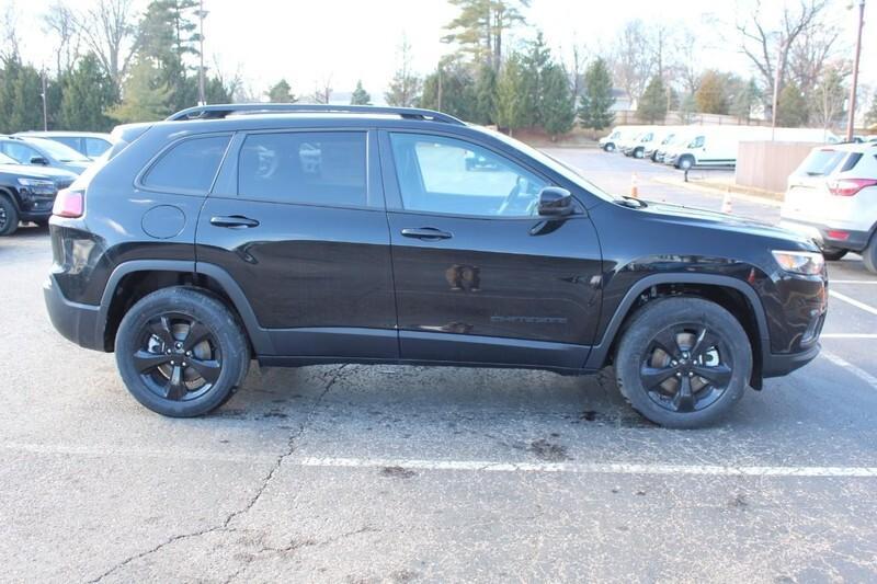 new 2023 Jeep Cherokee car, priced at $37,739