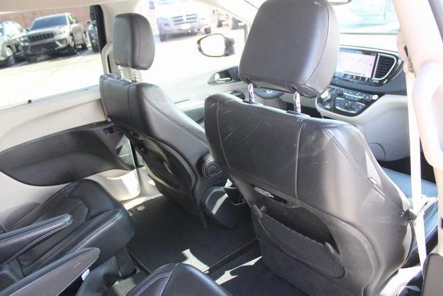 used 2022 Chrysler Pacifica car, priced at $27,645