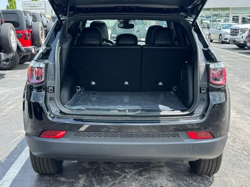 new 2025 Jeep Compass car, priced at $38,305