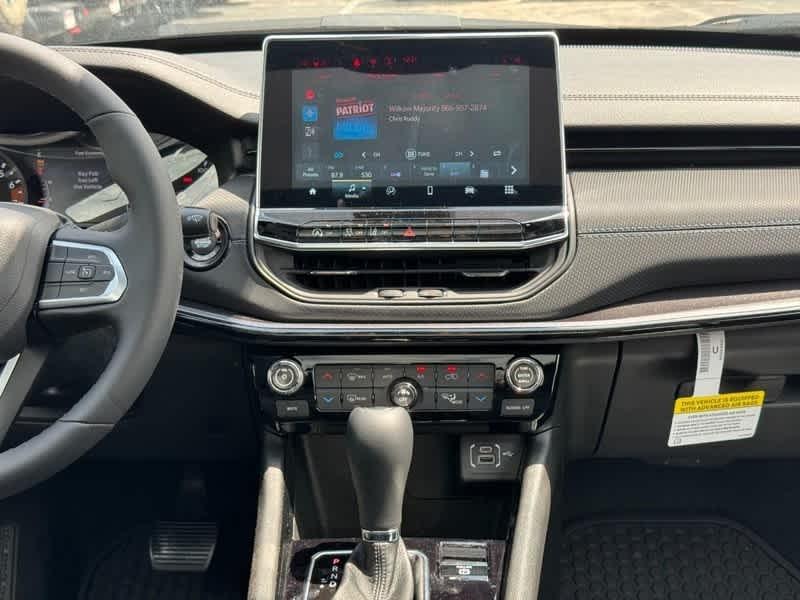 new 2025 Jeep Compass car, priced at $35,093