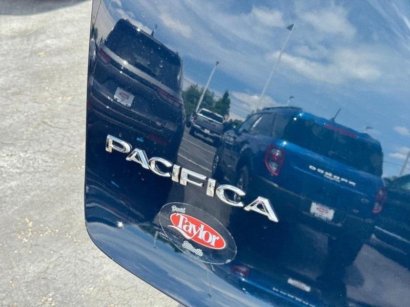 new 2025 Chrysler Pacifica car, priced at $46,597