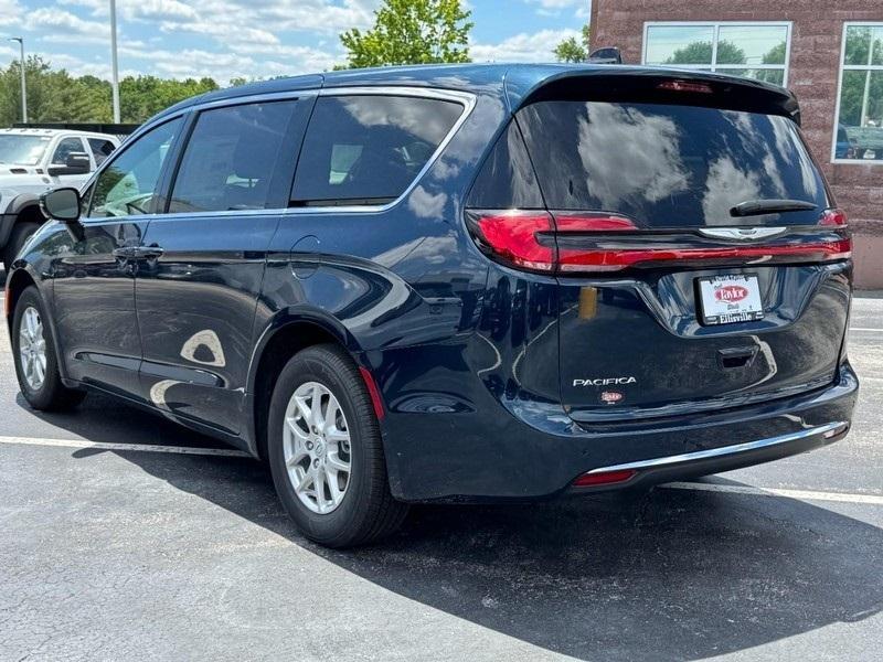 new 2025 Chrysler Pacifica car, priced at $46,597