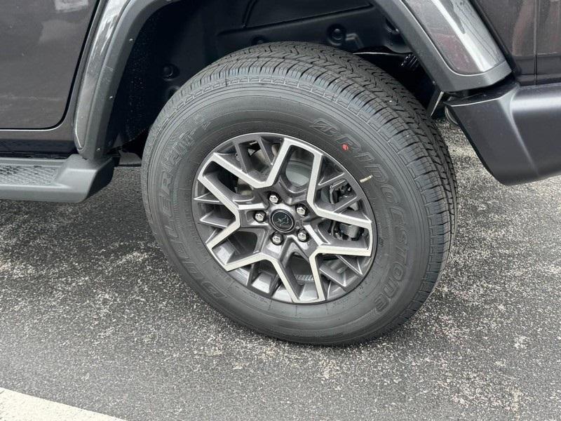 new 2025 Jeep Wrangler car, priced at $55,197