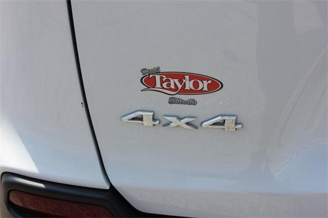 used 2022 Jeep Cherokee car, priced at $26,997