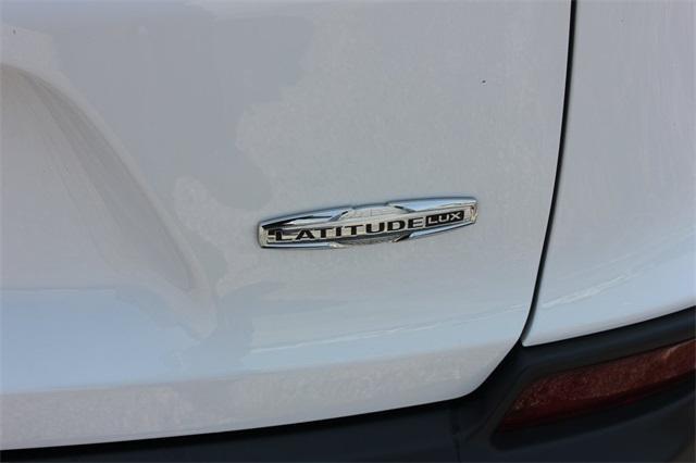 used 2022 Jeep Cherokee car, priced at $26,997