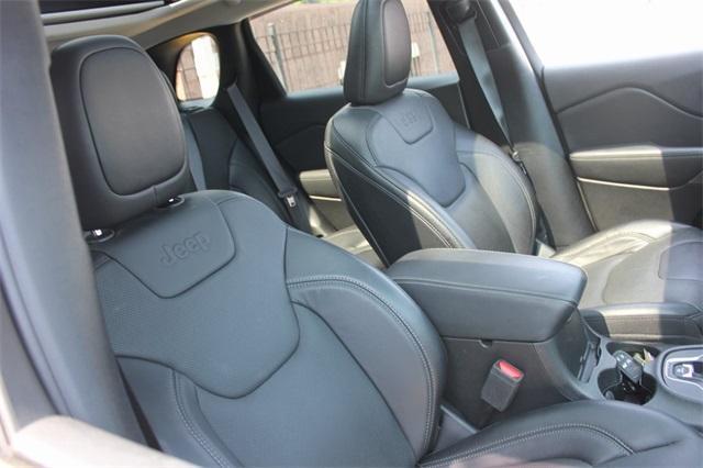 used 2022 Jeep Cherokee car, priced at $26,997