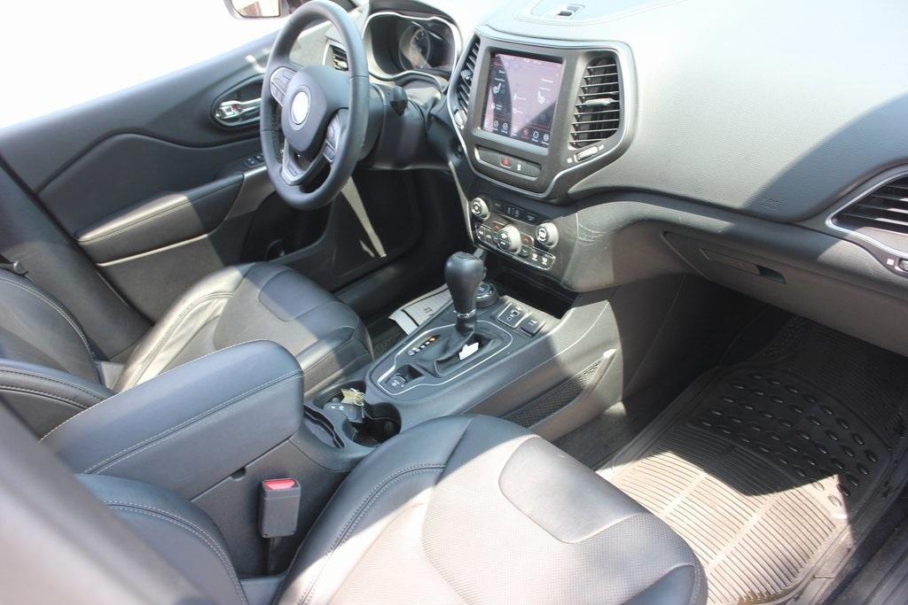 used 2022 Jeep Cherokee car, priced at $26,997
