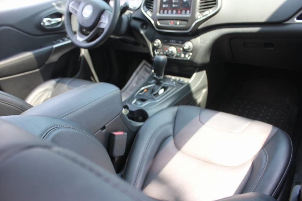 used 2022 Jeep Cherokee car, priced at $26,997