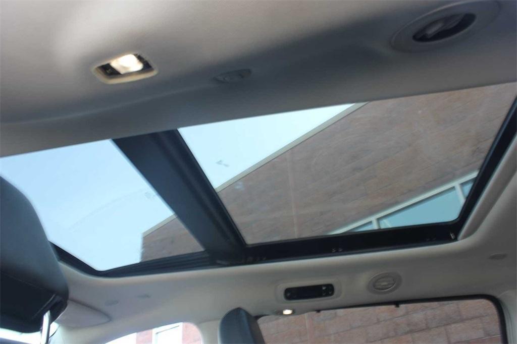 used 2024 Chrysler Pacifica car, priced at $36,335