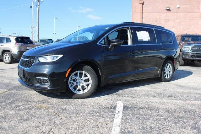 used 2022 Chrysler Pacifica car, priced at $23,602