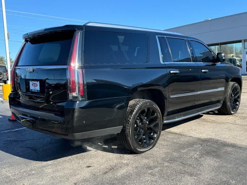 used 2017 Cadillac Escalade ESV car, priced at $27,757