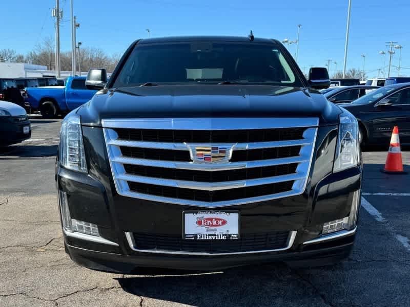 used 2017 Cadillac Escalade ESV car, priced at $27,757