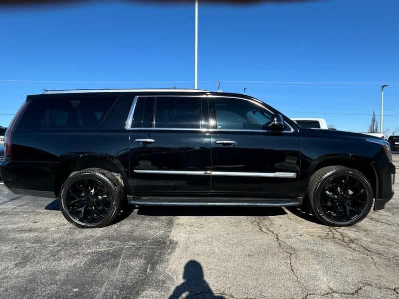 used 2017 Cadillac Escalade ESV car, priced at $27,757