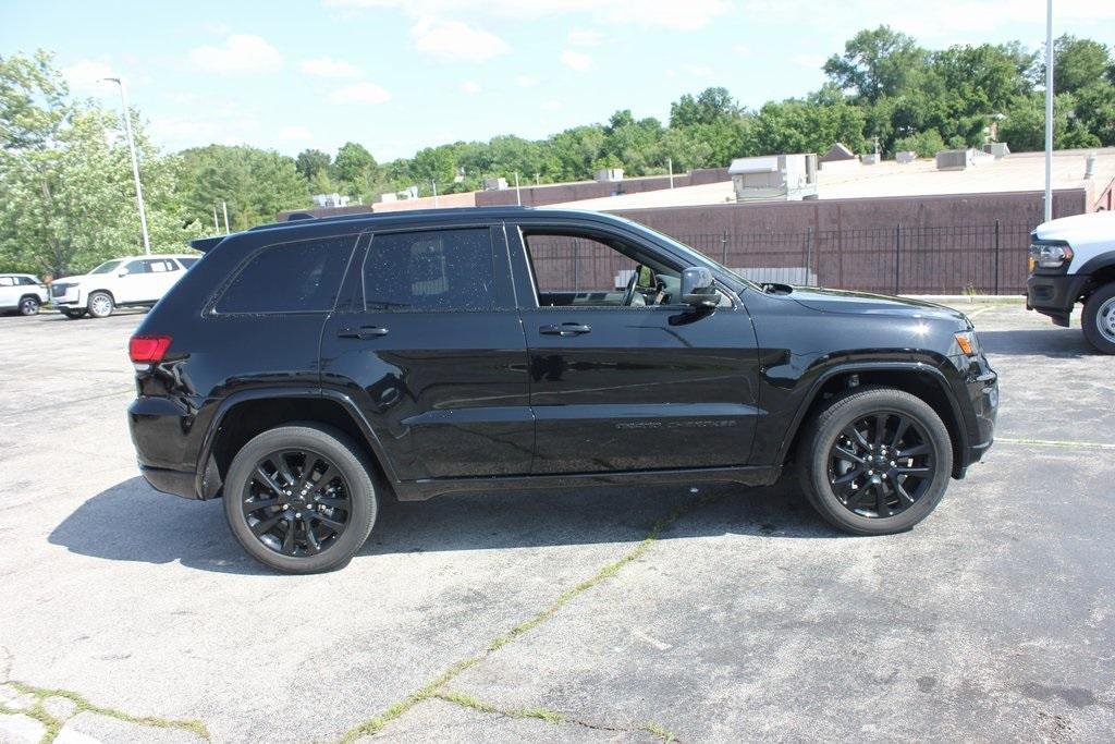 used 2021 Jeep Grand Cherokee car, priced at $29,270