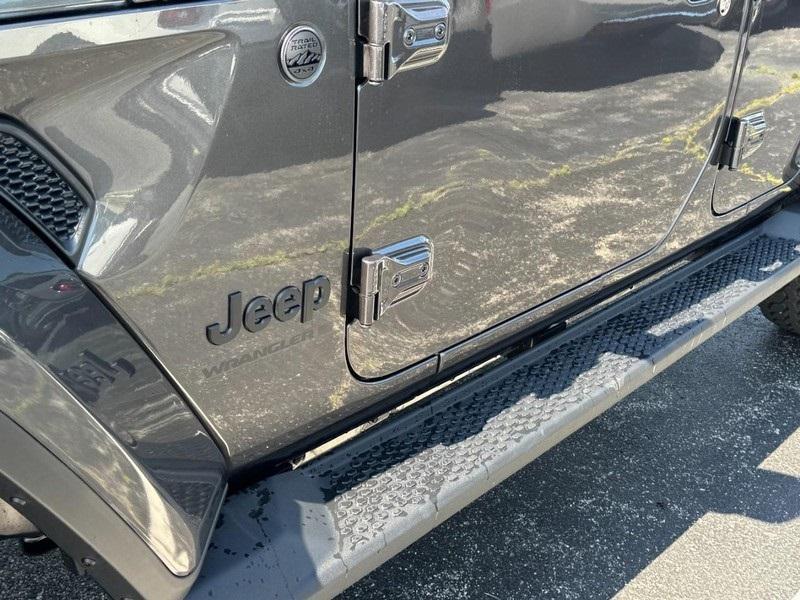 new 2025 Jeep Wrangler car, priced at $54,998
