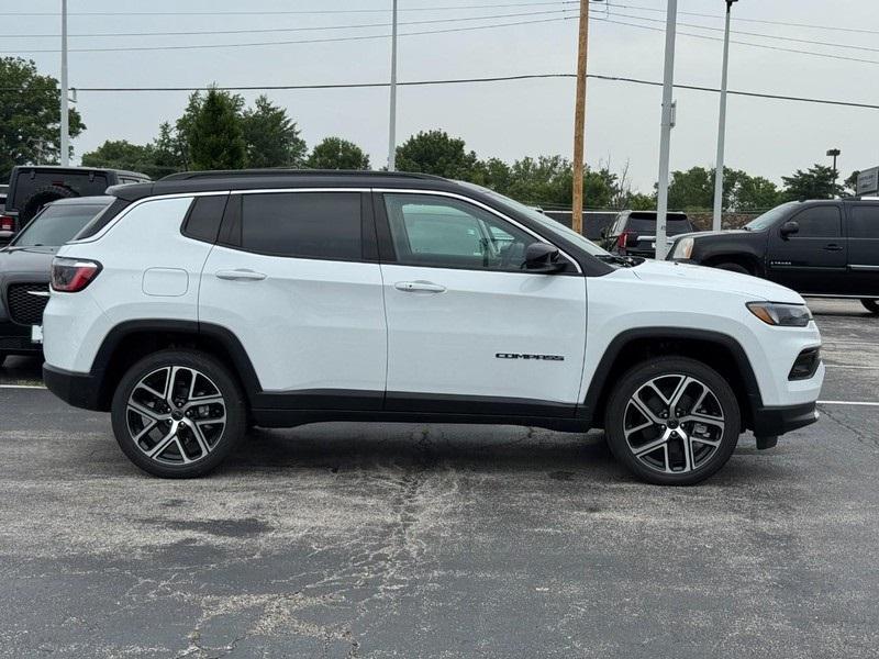 new 2025 Jeep Compass car, priced at $35,197